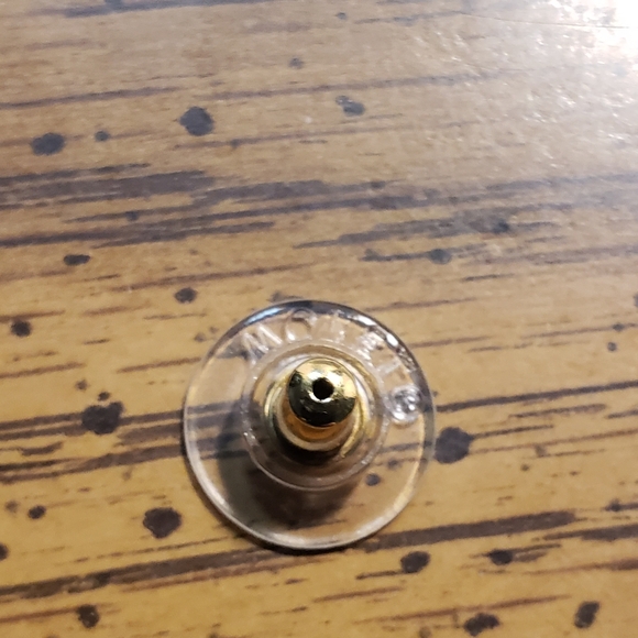 Beautiful Vintage Monet Emerald Green and White Rhinestones pierced Earrings - Picture 4 of 5